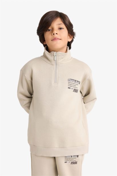 Boy Regular Fit Half Zippered Soft Fuzzy Inside Sweatshirt