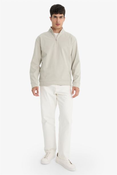 سويت شيرت مخمل مضلع قصة عادية بنص سحاب