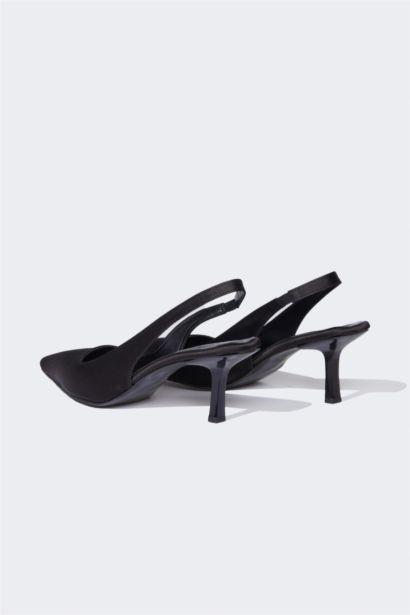 Woman Faux Leather Heeled Sandals