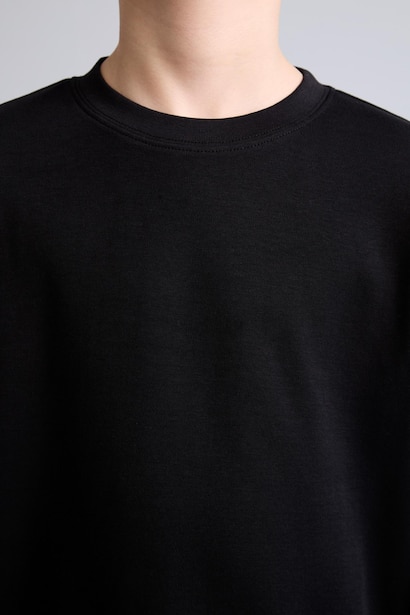 T-shirt oversize à manches longues et col rond pour garçon