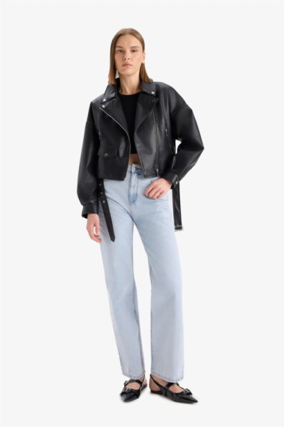 Куртка с искусственной кожей и карманами на молнии