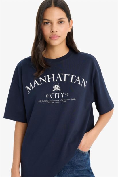 Футболка оверсайз с круглым вырезом принтом и коротким рукавом