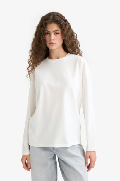 تيشيرت ردن طويل قصة فضفاضة برقبة مستديرة