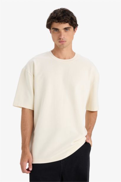 تيشيرت نص كم اوفر سايز برقبة مستديرة