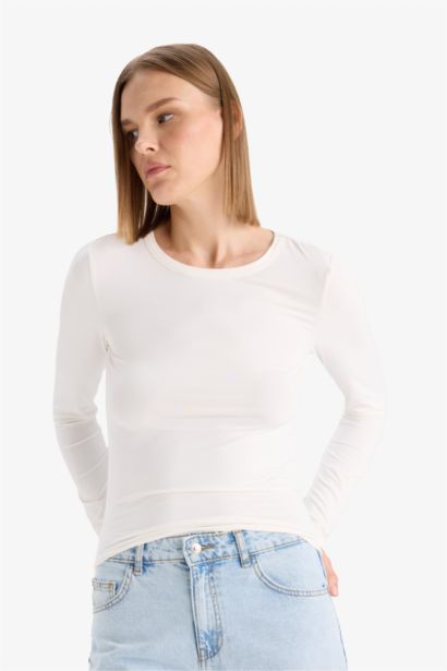 Слим фит, базовая однотонная футболка с длинными рукавами