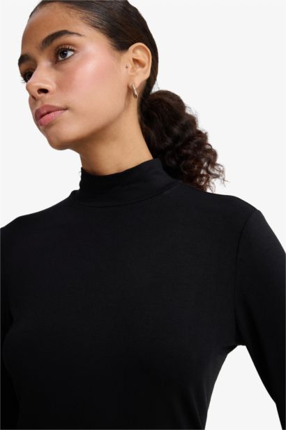 Slim Fit Long Sleeve Stand Collar T-shirt