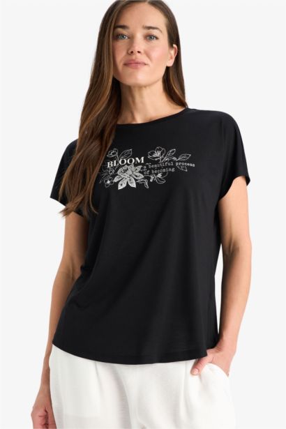 T-shirt fleuri à col rond et manches courtes