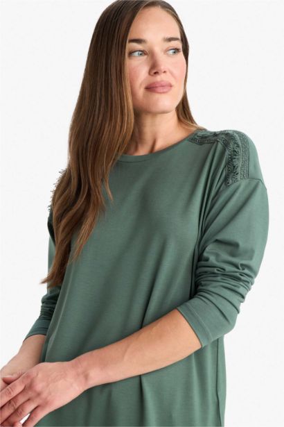 Regular Fit Crew Neck Basic Long Sleeve T-Shirt