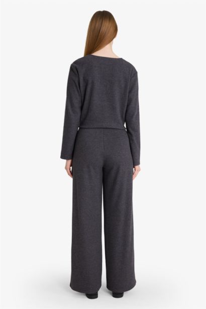 Wide Leg Straight Leg Trousers