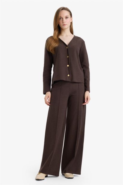 Wide Leg Straight Leg Trousers