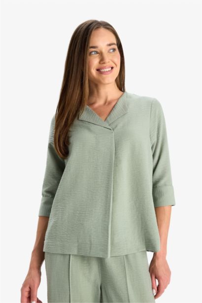 قميص كم طويل ايروبين قصة عادية برقبة القلاب