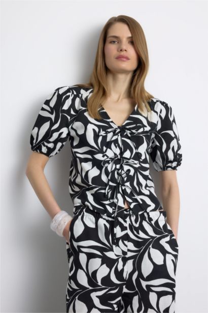 Regular Fit V-Neck Floral Long Sleeve Blouse