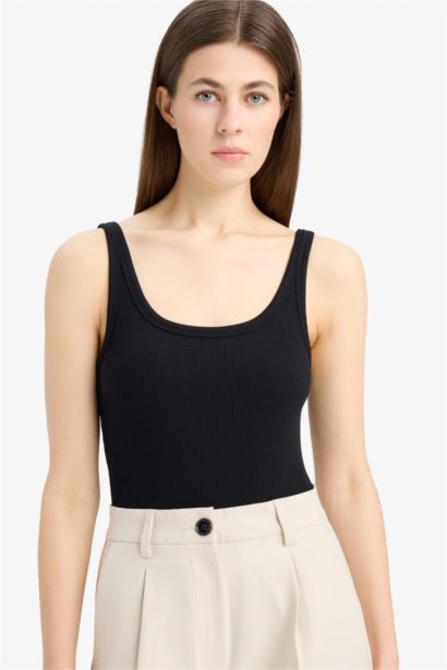 Camisole Round Collar Tank Top