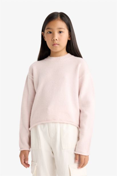 Girl Standard Fit Crew Neck Pullover