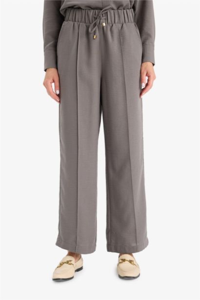 سروال ايروبين قصة عادية برجل عادي