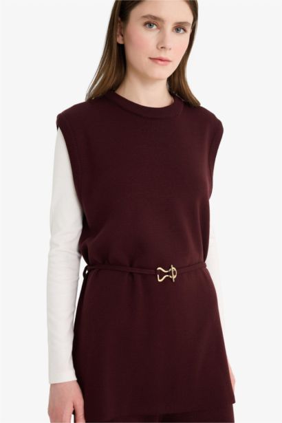 Crew Neck Belt Detail Knit Vest