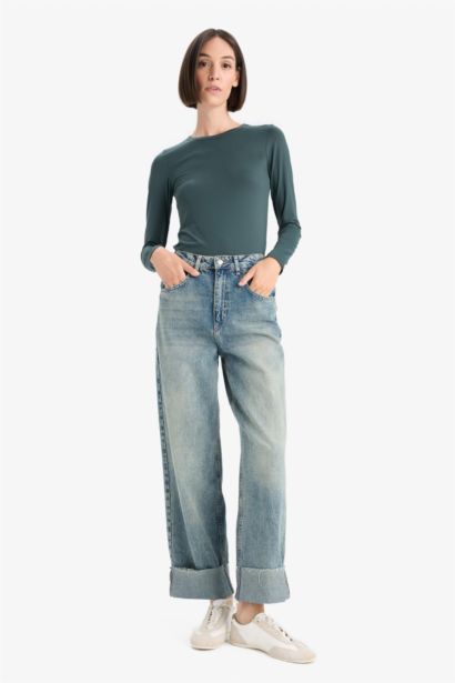 Slim Fit Crew Neck Basic T-Shirt