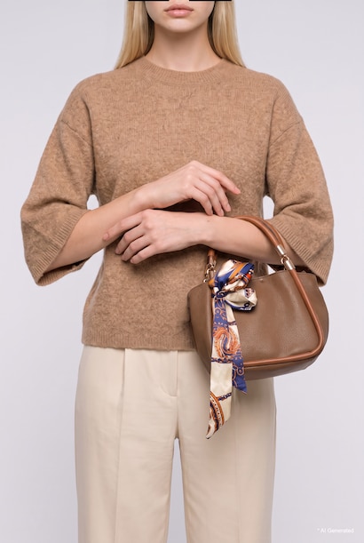 Shoulder bag
