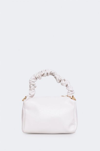 شنطة يد حريمي