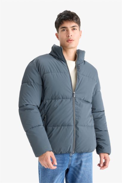 Su İtici Rüzgar Geçirmez Dik Yaka Astarlı Fermuarlı Cepli Kışlık Mont