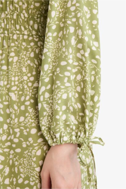 Regular Fit Crew Neck Printed Viscose Dress