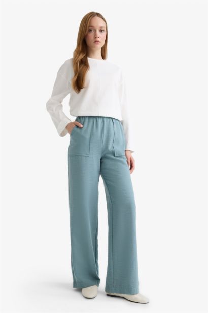 Wide Leg Elastic Waist Pocketed Trousers