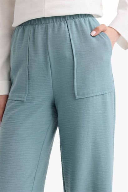 Wide Leg Elastic Waist Pocketed Trousers
