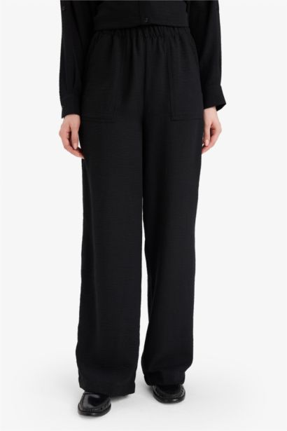 Pantalon à jambes larges