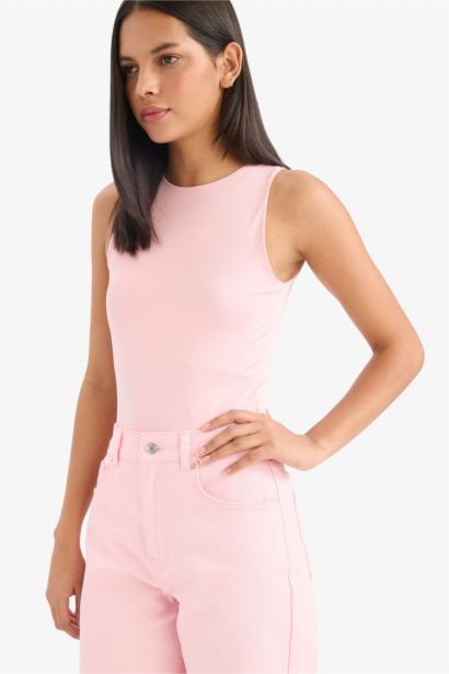 Afra x DeFacto Slim Fit Dar Kesim Halter Yaka Basic Düz Çıtçıtlı Body