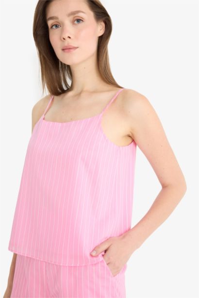 Regular Fit Crew Neck Striped Sleeveless Blouse