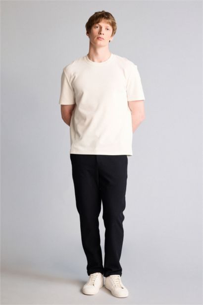 بنطرون محبوك قصة عادية ضيقة