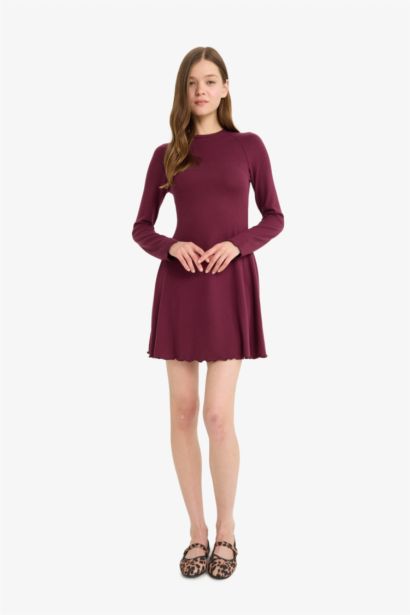 Mini Robe à col rond et manches longues