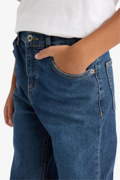 Boy Straight Fit Jeans