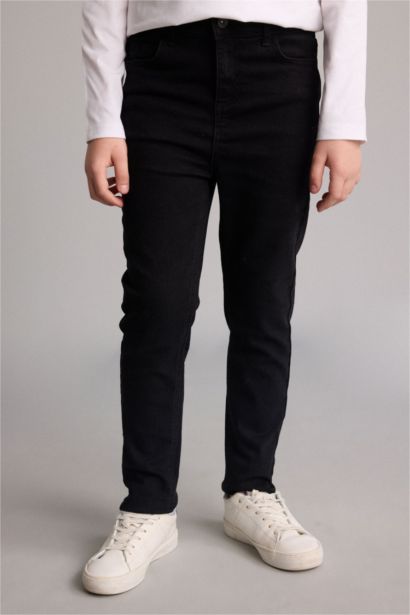 Straight Fit Jeans
