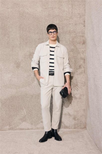 سروال مخمل مضلع قصة مستقيمة برجل عادي