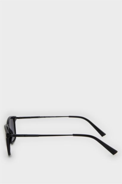 Erkek Kare Siyah Plastik Çerçeve Siyah Cam Polarize Güneş Gözlüğü