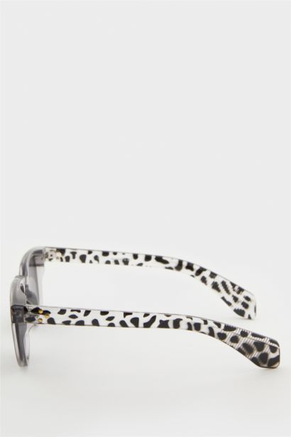 Kadın Yuvarlak Siyah Plastik Çerçeve Siyah Cam UV Güneş Gözlüğü