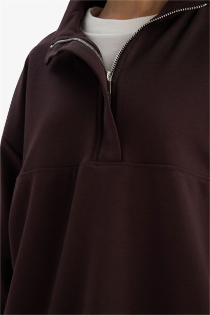 Relax Fit Long Sleeve Sweatshirt