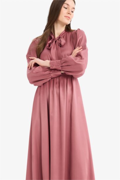 Regular Fit Bow Collar Satin Midi Dress