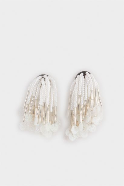Woman White Pearl Straw Detailed Earrings