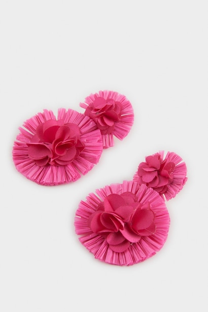 Woman Pink Flower Straw Detailed Earrings