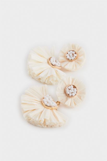 Woman Straw Detailed Earrings
