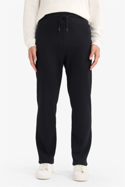 Regular Fit Pocketed Straight Leg Sweatpants