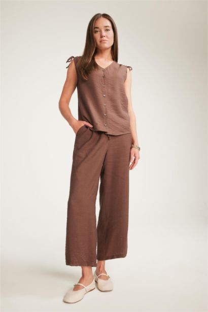 Straight Fit Wide Leg Trousers