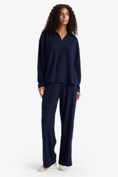 Relax Fit Long Sleeve Sweatshirt