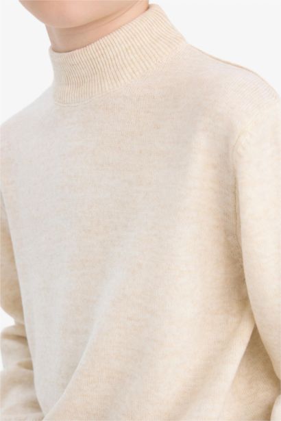 بلوز صوف ولادي قصة عادية بياخة عالية