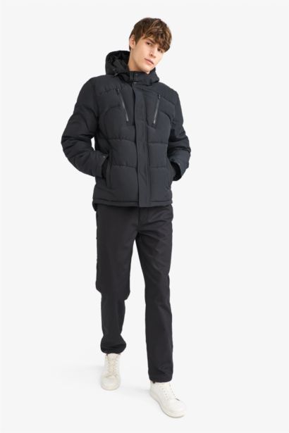 جاكيت دودون سليم فيت بغطاء للرأس