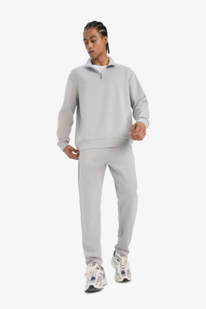 DeFactoFit Standard Fit Printed Sweatshirt