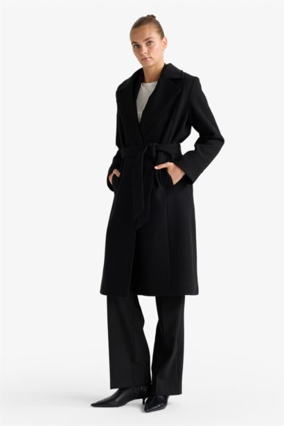 Regular Fit Polo Collar Belt Cachet Jacket