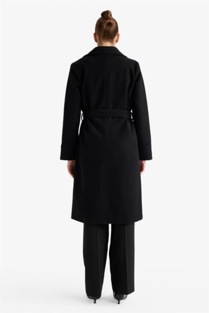 Regular Fit Polo Collar Belt Cachet Jacket